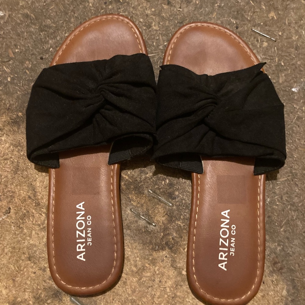 Arizona jean co black slip-on flats/sandals used